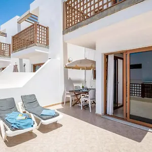 https://modern-duplex-in-puerto-del-carmen.in-canary-islands.com